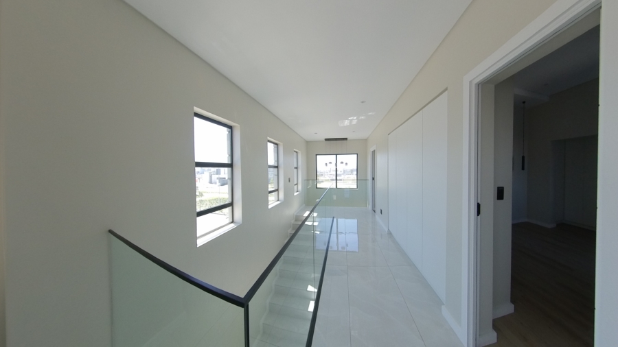 3 Bedroom Property for Sale in Sandown Western Cape